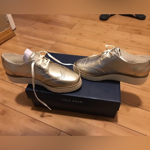 Cole Haan platform wingtip oxford - Gold metallic 5.5 - Picture 7 of 7